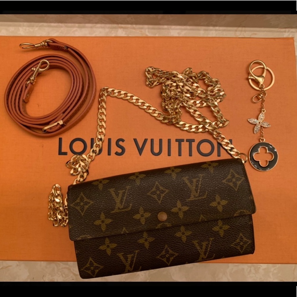 #SOLD ON ANOTHER SITE# LVMonogram Wallet Cross Bag - Picture 2 of 9